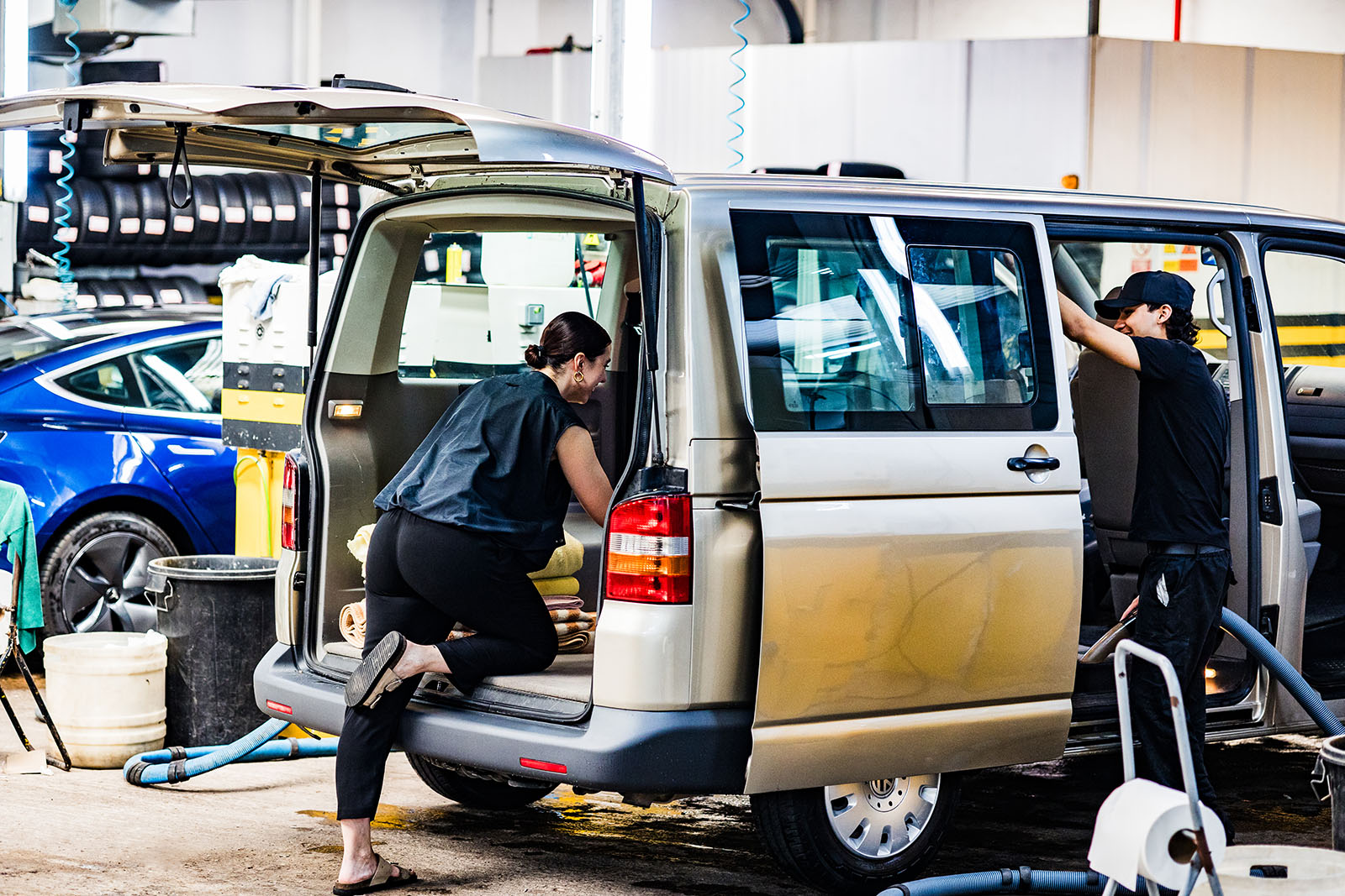 Revisión de frenos y niveles en Auto-Rex